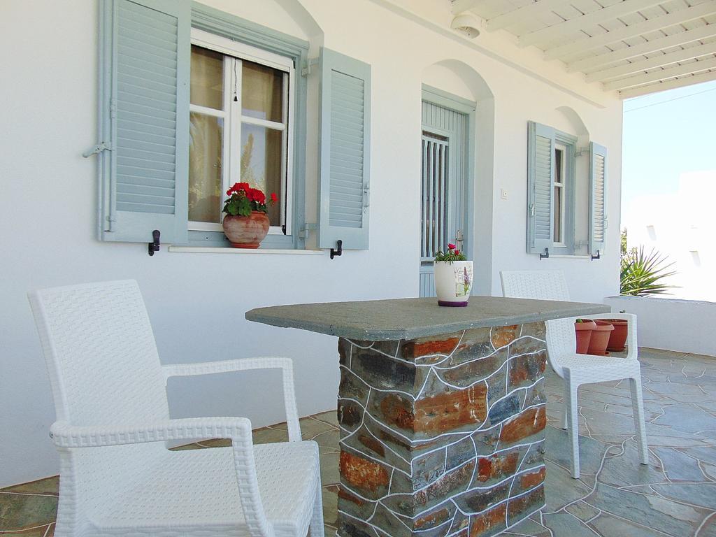 George'S Place Sifnos - Apartments Apollonía Eksteriør billede